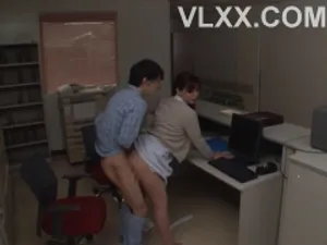 Anh người lái xe may mắn khi cấp trên già có vợ trẻ vừa xinh lại dâm vô cùng