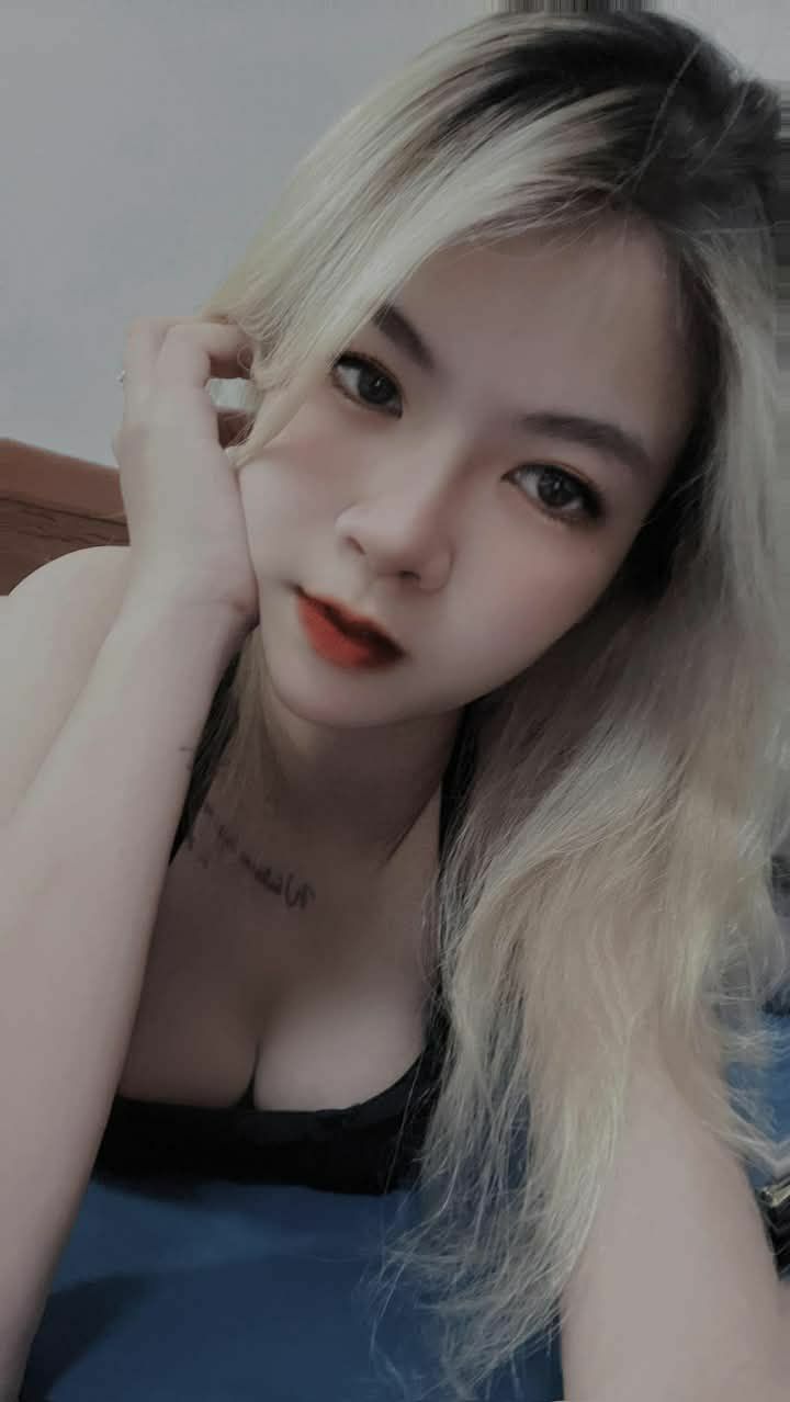 Tưởng tượng trả bài chị gia sư dạy kèm